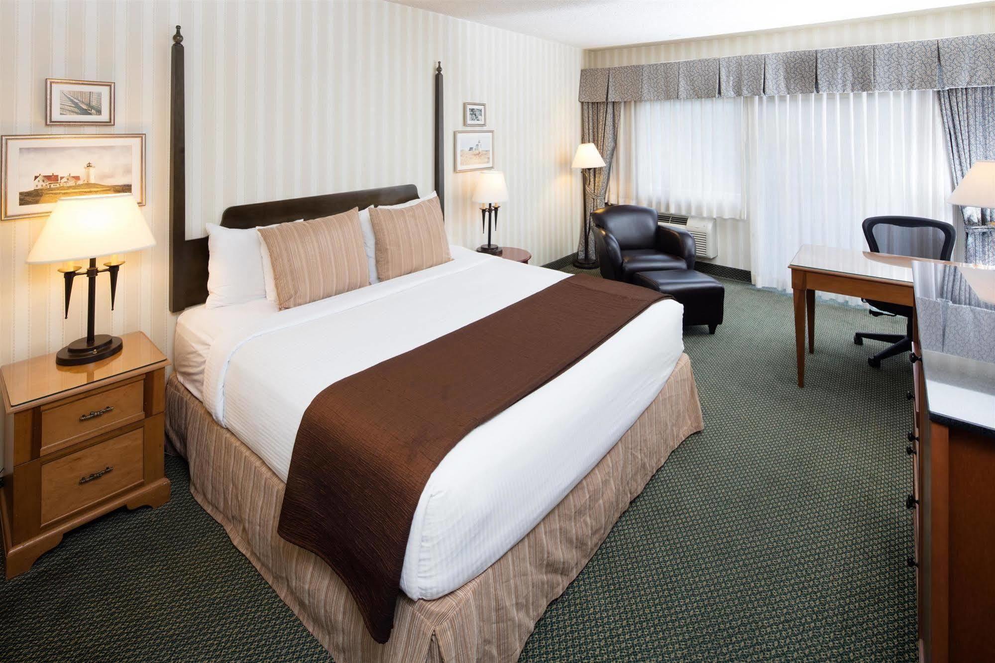 Red Lion 3* Bellevue